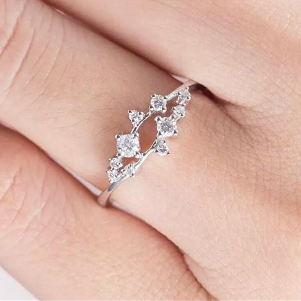 Charming Cubic Zirconia 925 Silver Filled Ring 9 18$